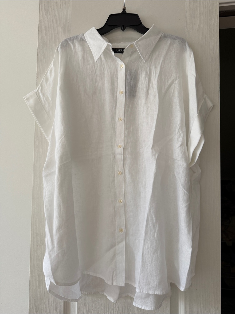Ralph Lauren White Short-Sleeve Linen Button Front Shirt - Picture 5 of 9
